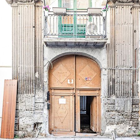 Palazzo Dei Normanni Stylish Apartment Palermo Exterior photo